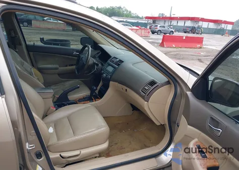 2004 Honda Accord 2.4 Ex from USA, damaged, VIN 1HGCM56824A077336